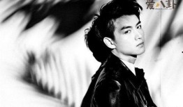 双男主读心吃瓜娱乐圈,双男主读心探秘娱乐圈风云